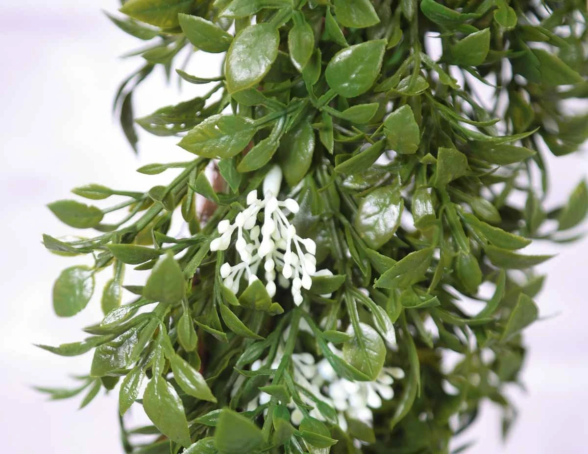 22" Wreath With White Flowers 4 22" Wreath With White Flowers - Image 2