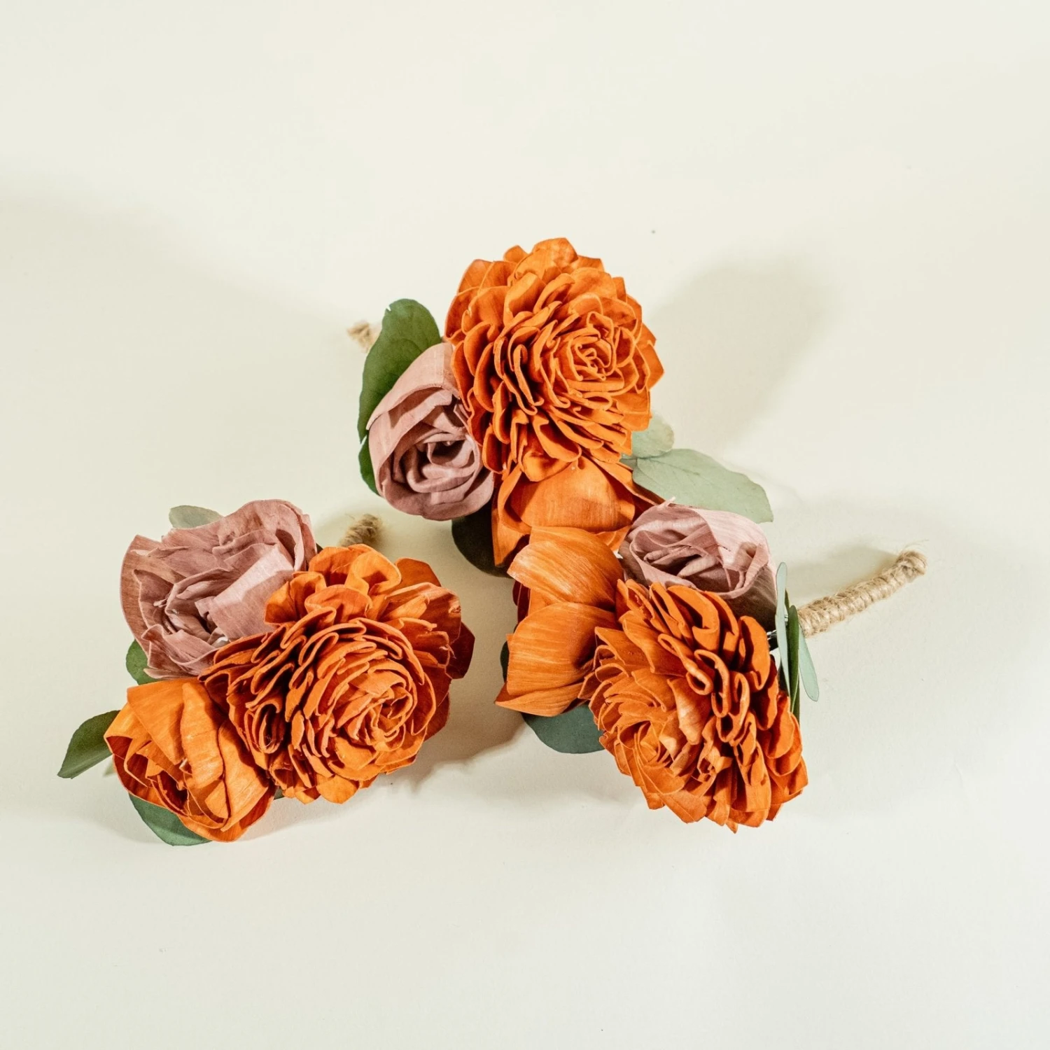 Free Spirit Boutonniere (Set Of 3) 3 Free Spirit Boutonniere (Set Of 3)
