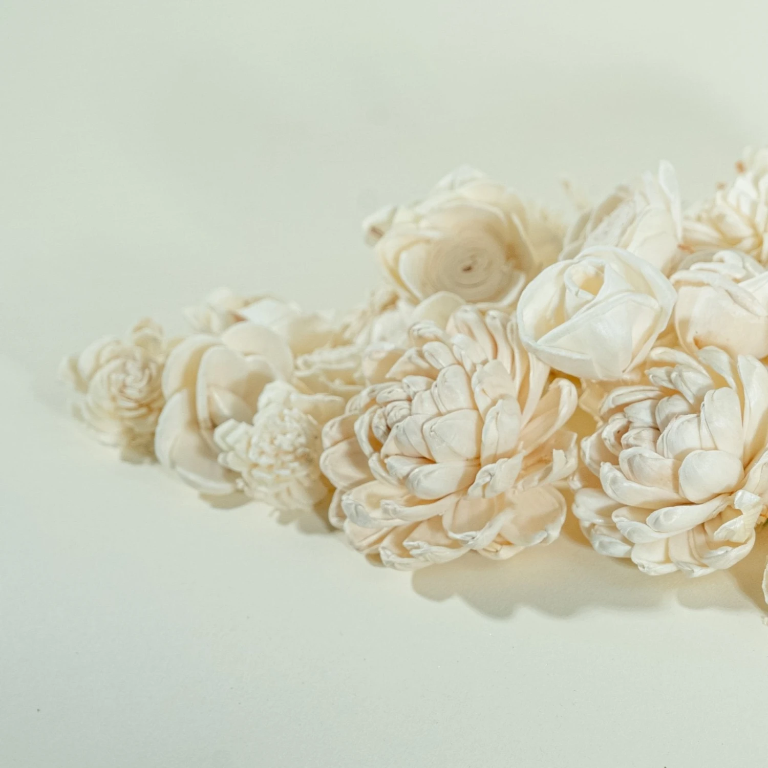 Mini Flower Assortment (50 Flowers) - No Bark 5 Mini Flower Assortment (50 Flowers) - No Bark - Image 3