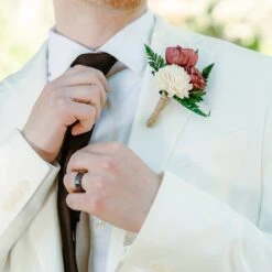 Romance Boutonniere (Set Of 3)